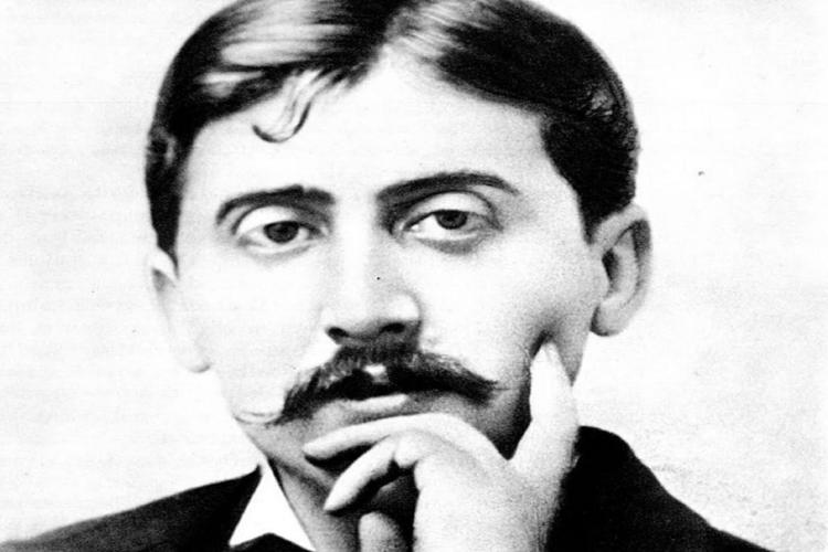 Un ritratto di Marcel Proust (foto da Wikipedia)