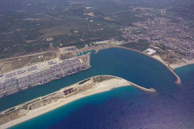 Porti: Sindacati, raggiunto accordo su Gioia Tauro e Taranto