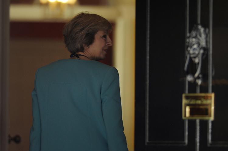 Il premier britannico Theresa May al 10 di Downing Street, Londra (AFP PHOTO) - (AFP PHOTO)