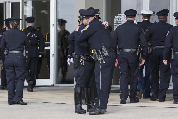 Poliziotti al funerale di Brent Thompson a Dallas, Texas (AFP PHOTO)  - (AFP PHOTO) 