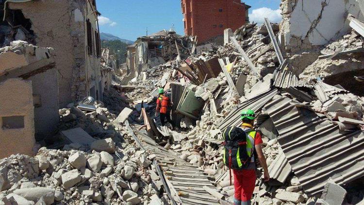 Terremoto: all'opera oltre 100 tecnici Corpo soccorso alpino e speleologico