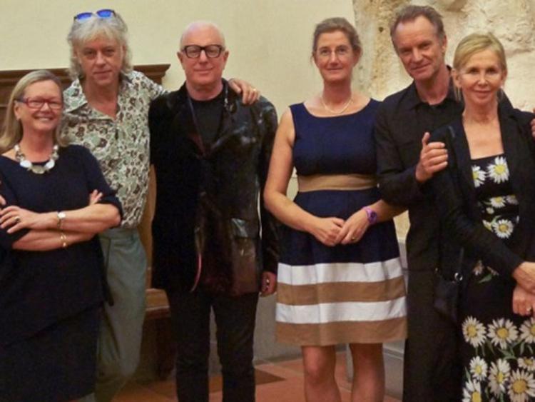 Da sinistra Simonetta Brandolini d’Adda, Bob Geldof, Bobby Sager, Cecilie Hollberg, Sting e Trudie Styler