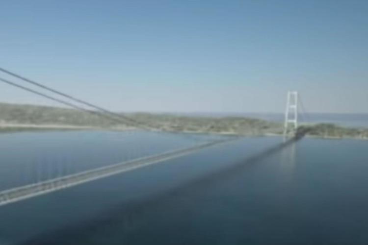 6 corsie, 2 binari: ecco la ricostruzione 3D del Ponte sullo Stretto  /Video