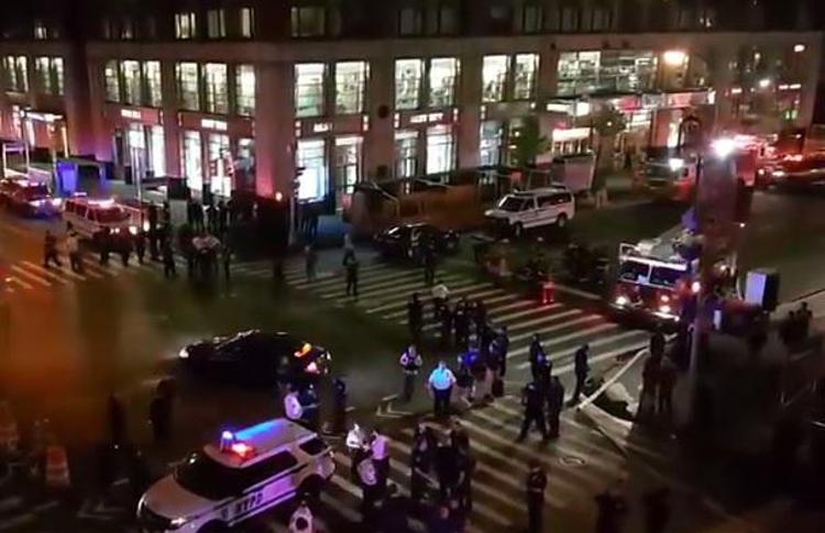 Esplosione a New York, il terrore tra le strade di Manhattan /Video