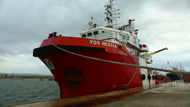 'Vos Hestia', ecco la nave di Save the Children per il soccorso dei migranti