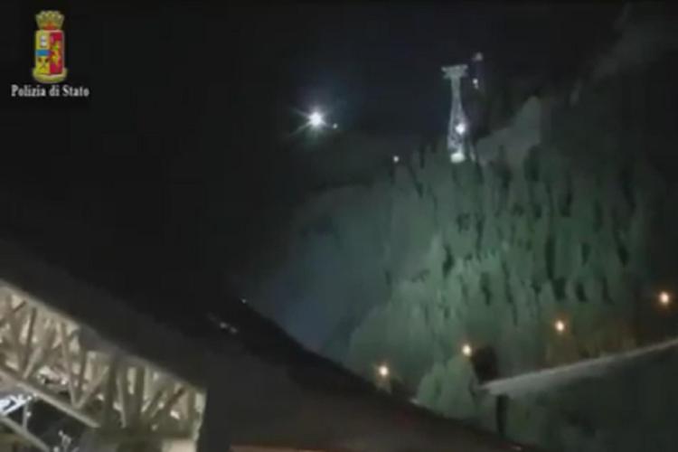 Monte Bianco, il video dei soccorsi in funivia