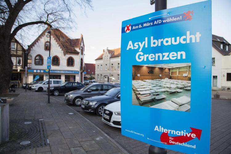Germania, nel Meclemburgo ultradestra al 21,4%: sorpassa Merkel