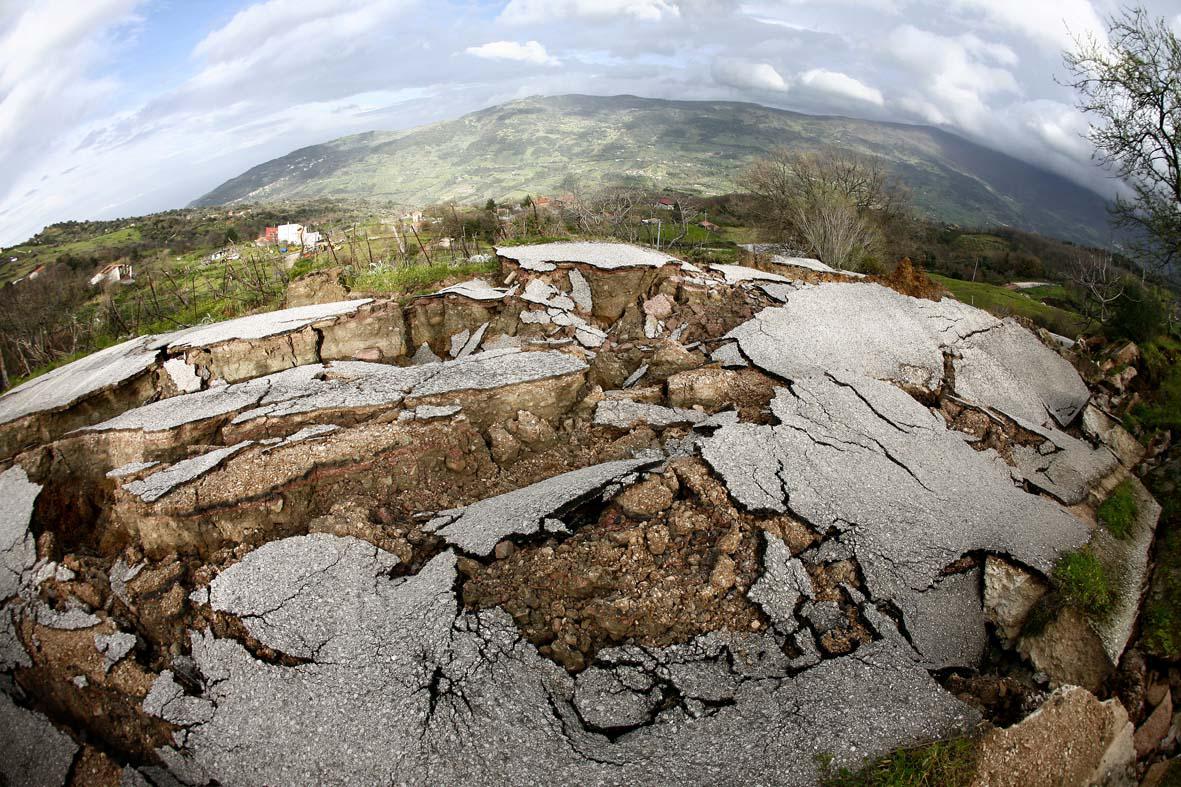 Effetti del terremoto in Emilia nel 2014 (Foto di Marco Carlo Stoppato)
