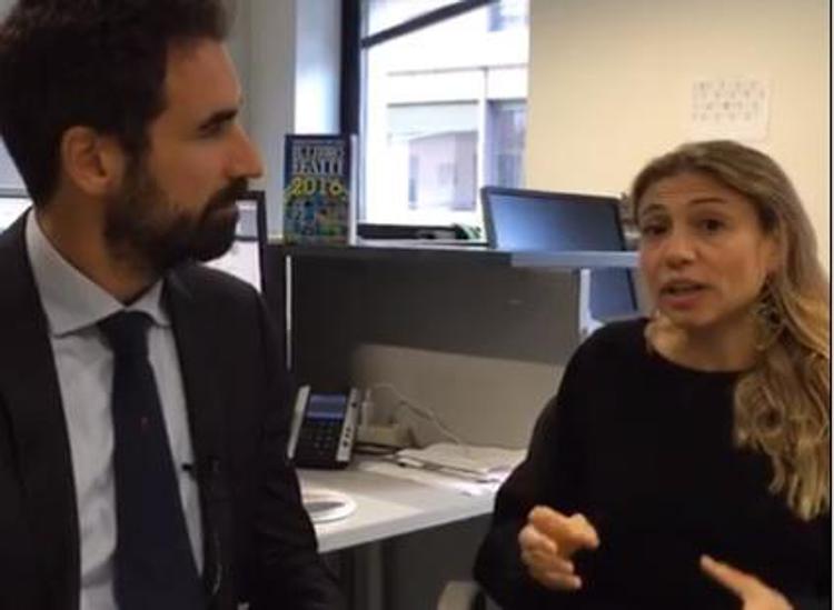 Il medico nutrizionista Sara Farnetti intervistata dal giornalista Francesco Maggi 