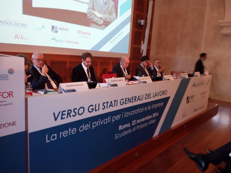 Lavoro: al via 'Stati generali', prima rete italiana tra operatori privati
