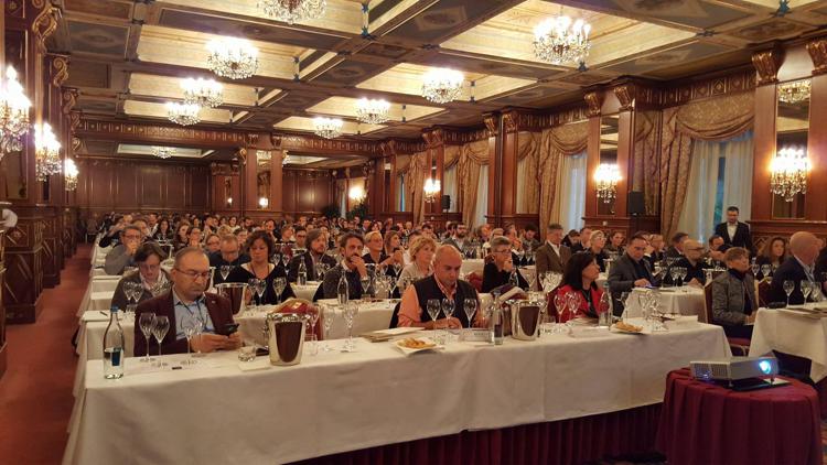 Vino: 180 professionisti a prima edizione Académie du Champagne 2016
