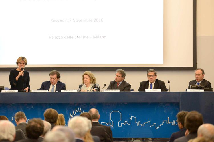 Confronto con il ministro Lorenzin a Milano sulla sfida che si prospetta per la candidatura italiana a ospitare l'Agenzia europea del farmaco  - (foto: Associazione Guido Carli)