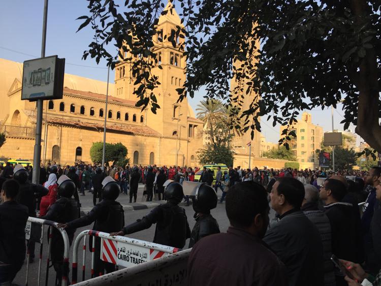 More suspects held in Cairo Coptic cathedral bombing