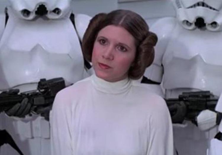Carrie Fisher nel ruolo della Principessa Leia in 'Star Wars' (Youtube /TheComicBookGuy)