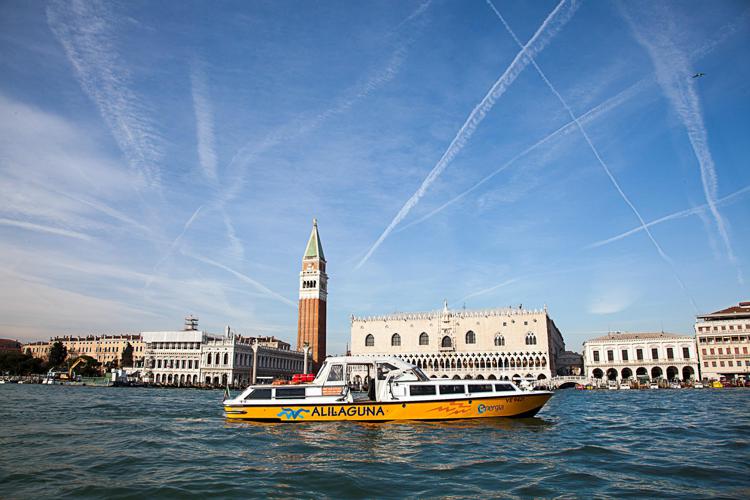 Mobilità: Venezia sempre più green con battello elettrico per Tpl