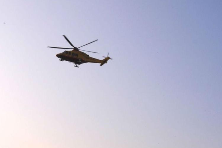 Islamic State fighters down Iraqi chopper in Mosul