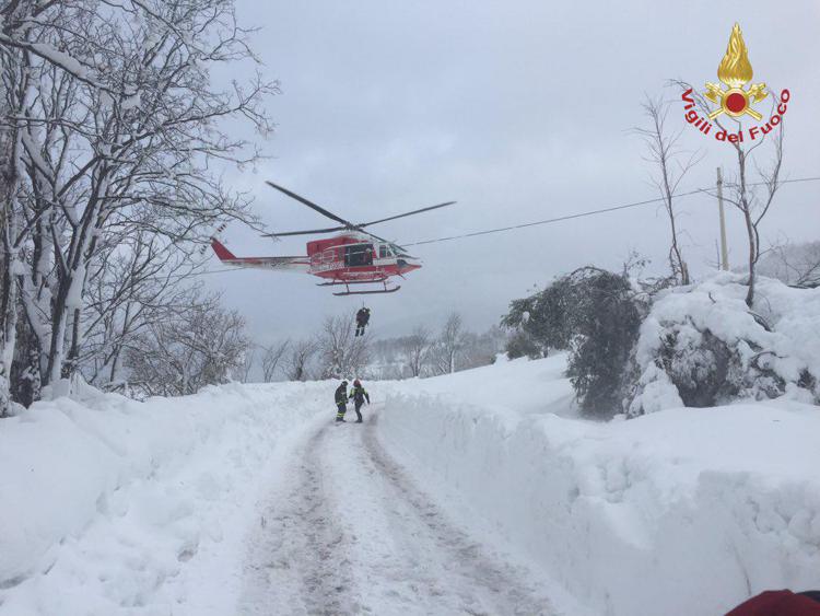 Four children among ten people found alive inside Italian avalanche hotel