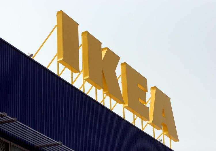 Ikea: arriva cucina sostenibile, bottiglie di plastica diventano ante