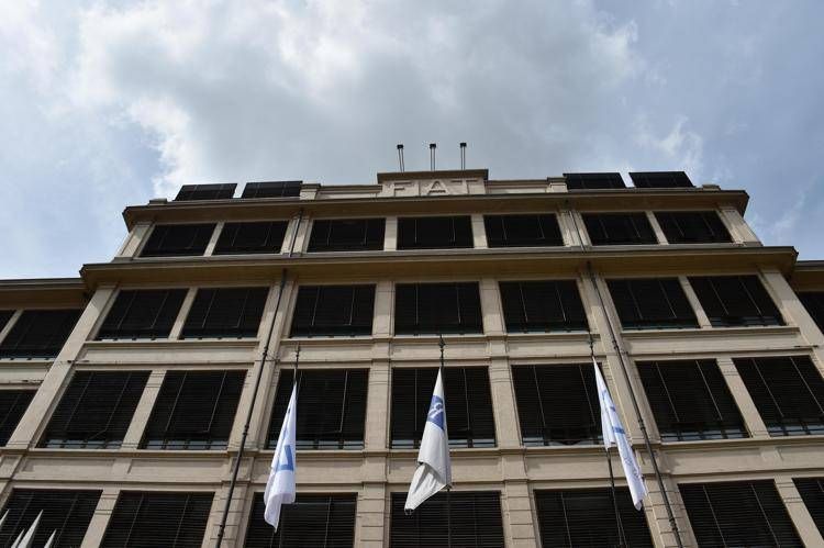 Il quartier generale Fiat Chrysler Automobiles (FCA) al 'Lingotto' di Torino (AFP PHOTO) - (AFP PHOTO)