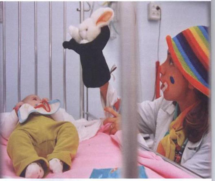Pediatria: da Roma clownterapia in tour per bimbi ricoverati