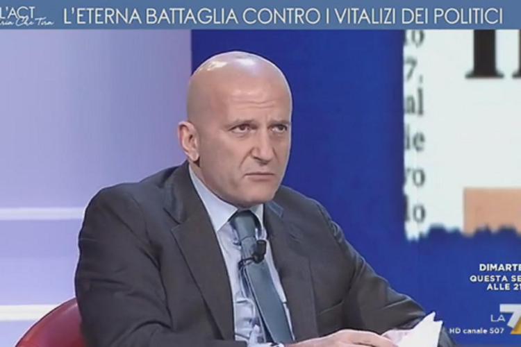Augusto Minzolini a 'L'Aria che Tira' (fermo immagine da video)