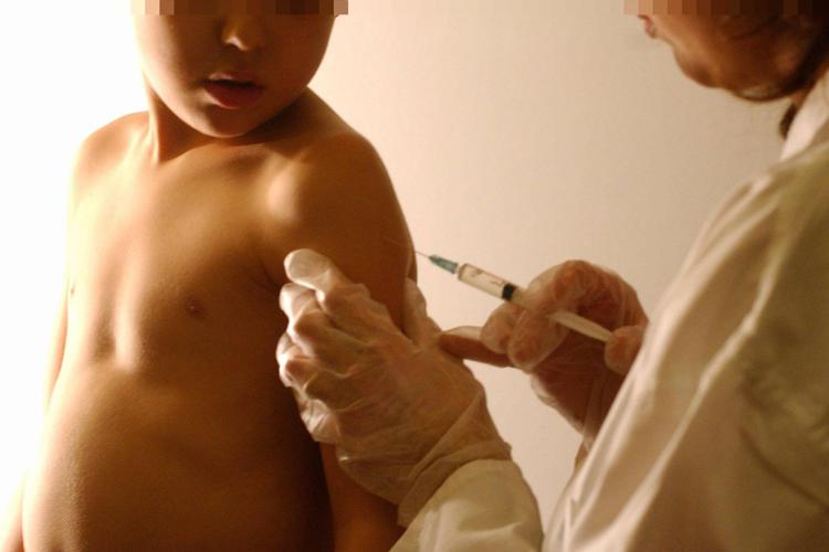 Vaccini: pediatra, anti-rotavirus già da sesta settimana bimbo
