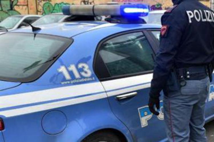 Varese, a spasso con il cane e droga negli slip: arrestato