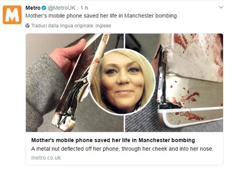 Strage Manchester, salva perché parlava al cellulare