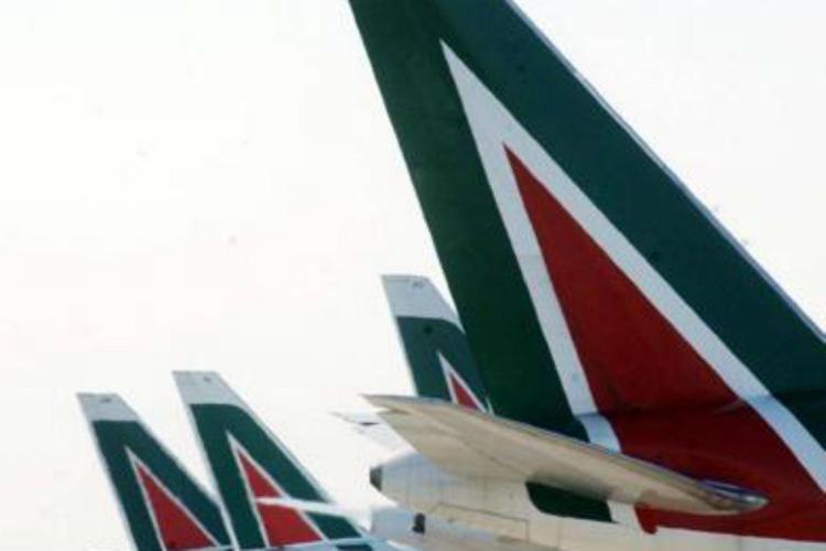Alitalia, a rischio anche i fornitori: “Se non ci paga chiudiamo”