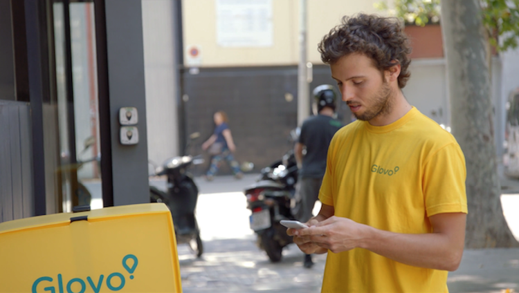 Lavoro: app di delivery Glovo cerca 1.000 nuovi corrieri tra Milano e Roma