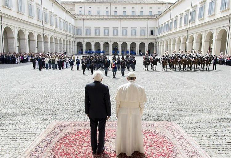 Il presidente della Repubblica, Sergio Mattarella e Papa Francesco (Foto dal sito del Quirinale)