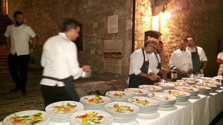 Abruzzo: chef Bottura 'testimonial' per una sera del territorio che riparte