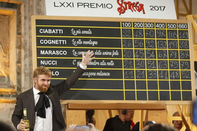 Paolo Cognetti al momento della proclamazione a vincitore del Premio Strega 