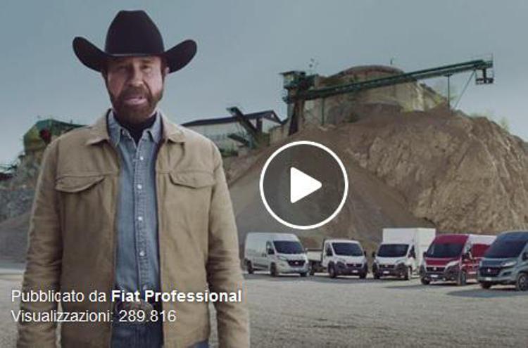 Chuck Norris guida il Ducato: il nuovo spot Fiat è già un cult