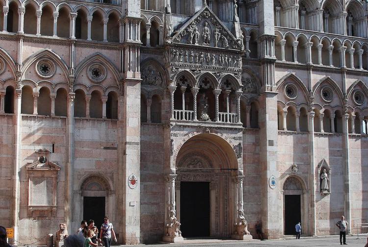 Ferrara, Cattedrale di San Giorgio (CREDIT: A.Cambone, R.Isotti - Homo ambiens/Touring Club Italiano)