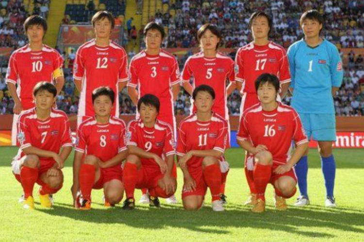 Nella foto le maglie della Nazionale femminile della Corea del Nord