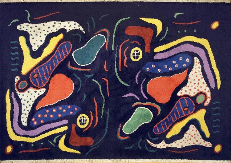 Un tappeto su disegno di Gillo Dorfles realizzato dall'Atelier palmisano