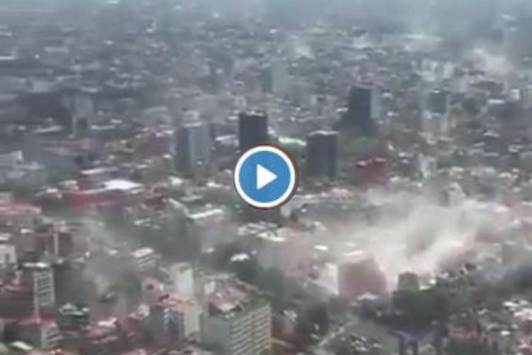 Fumo e crolli, panico a Città del Messico