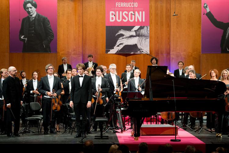 Musica: ventenne pianista croato Ivan Krpan vince concorso Busoni