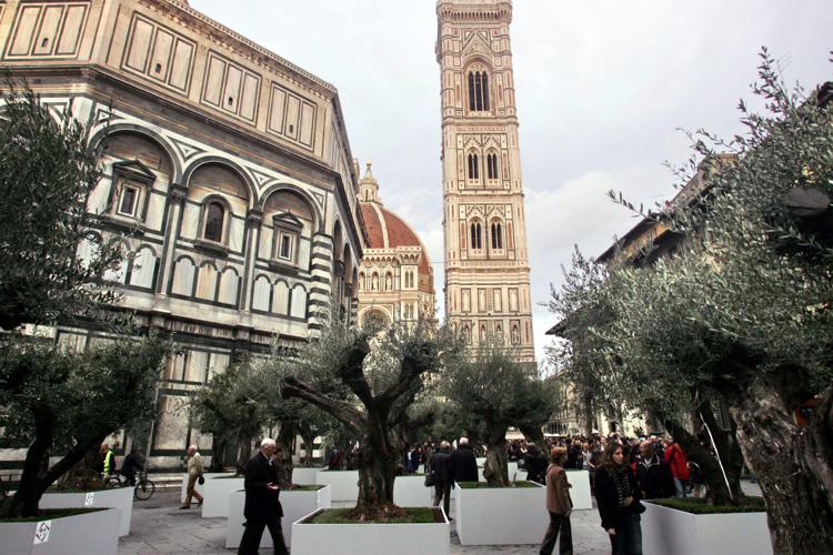 Firenze, Piazza Santa Croce - FOTOGRAMMA