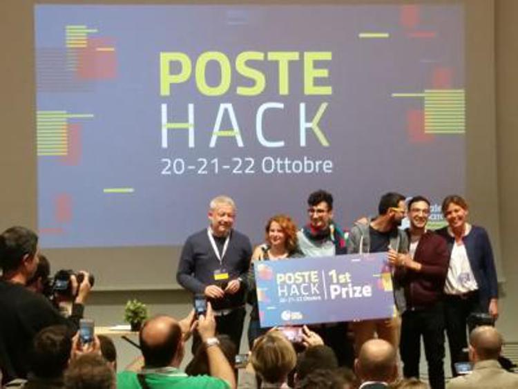 Risparmio: da 'PosteHack' proposte innovative per buoni e libretti postali