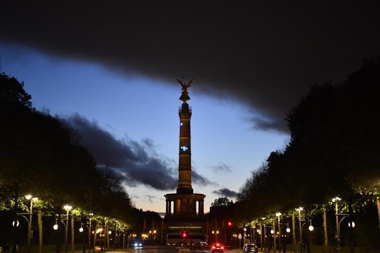 Tempesta Xavier in arrivo a Berlino (AFP PHOTO) - (AFP PHOTO)