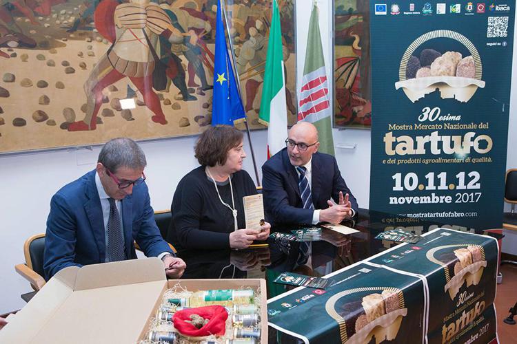 Enogastronomia: mostra mercato del tartufo di Fabro festeggia 30 anni