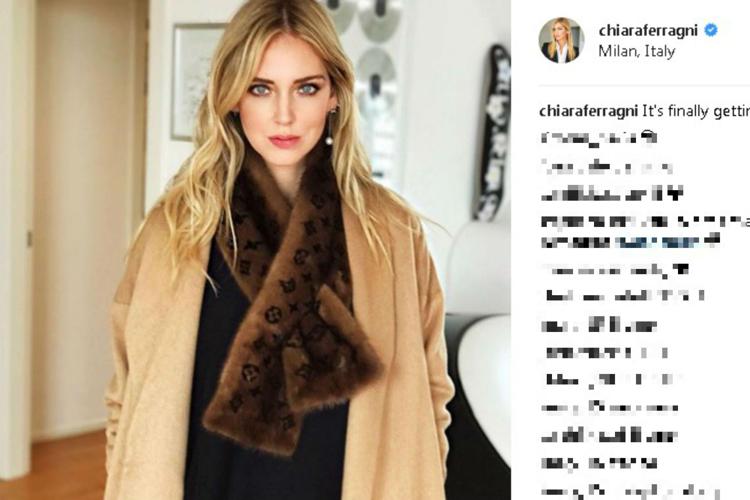 Chiara Ferragni con un collo di pelliccia Vuitton (foto da Instagram)