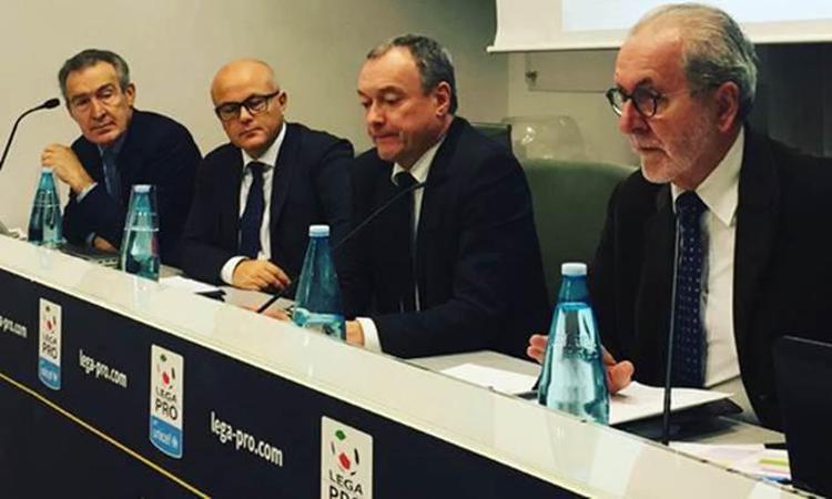 Calcio: Lega Pro, incontro con i club sull'impiantistica a Firenze