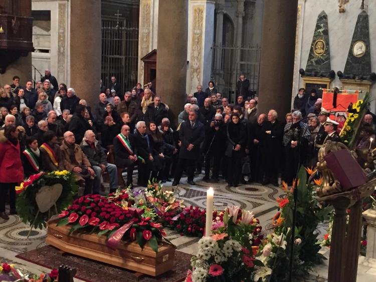 Funerali Lando Fiorini - Adnkronos