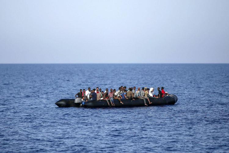 Libyan coastguard saves 315 migrants