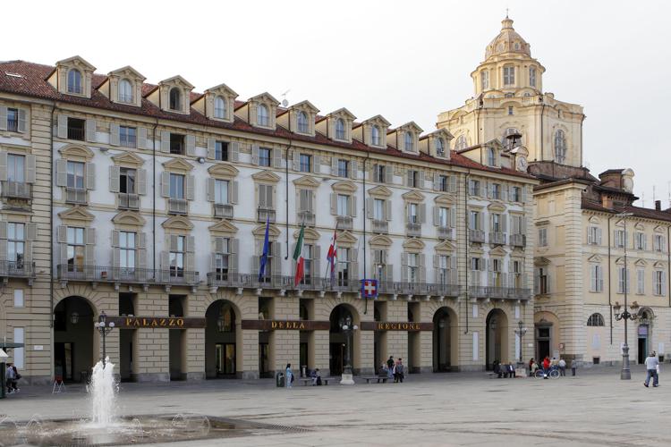 Torino, il Palazzo della Regione Piemonte (Fotogramma/ IPA)