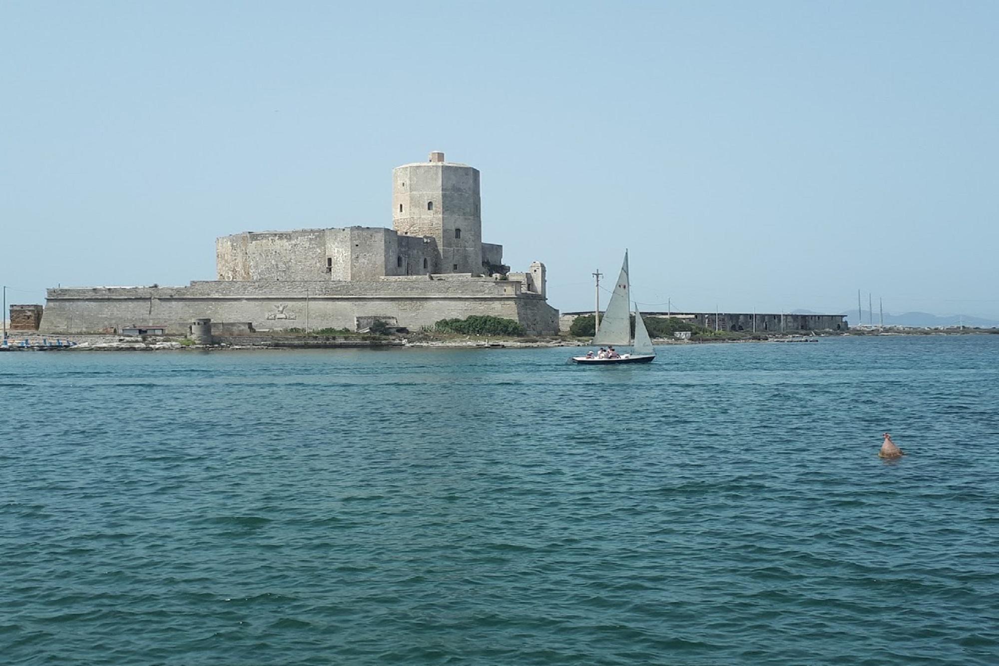 Sicilia - Colombaia Castello di mare Torre Peliade Trapani
