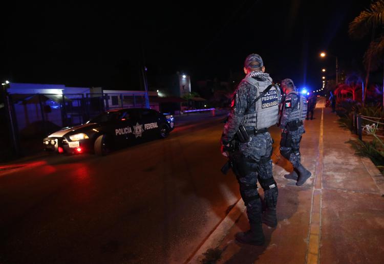 Polizia in azione a Cancun (AFP PHOTO)